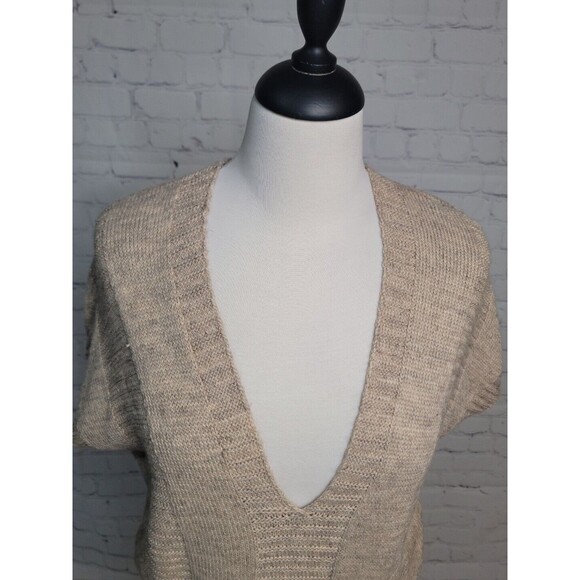 Splendor! Short Sleeve Deep V Neck Sweater Vest Beige size Sm Minimalist - Picture 3 of 6